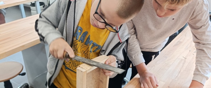Práce ve školní dílně