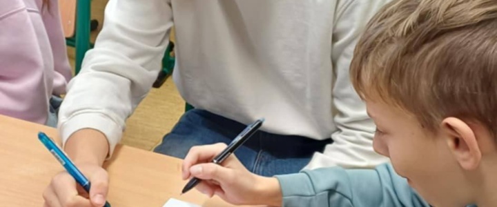 Naši hráči pišqworek postoupili do oblastního kola v ZŠ Čkyně.